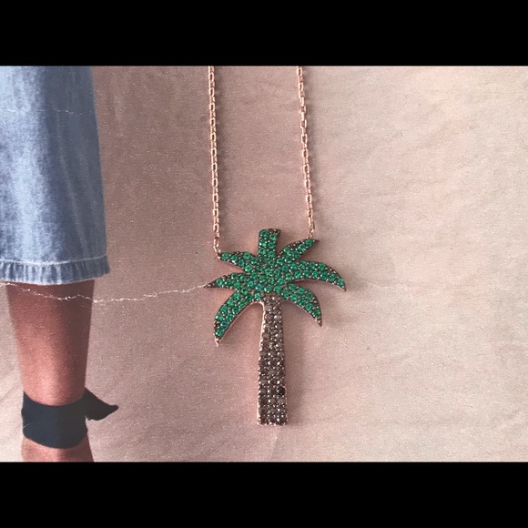 Palm tree pendant necklace tropical jewelry - Picture 7 of 8